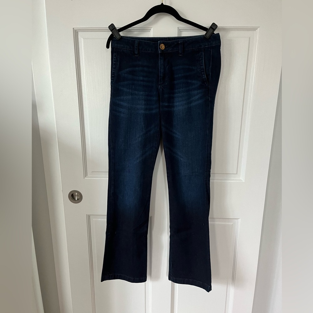 Vintage Banana Republic Flare Trouser Jeans. Dark wash. Size 28